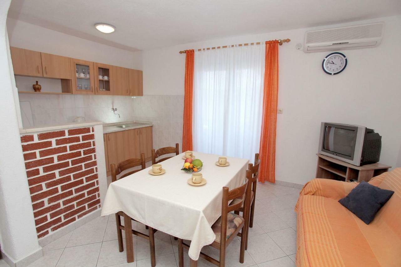 Apartments Maja - Sea View โตรกีร์ ภายนอก รูปภาพ